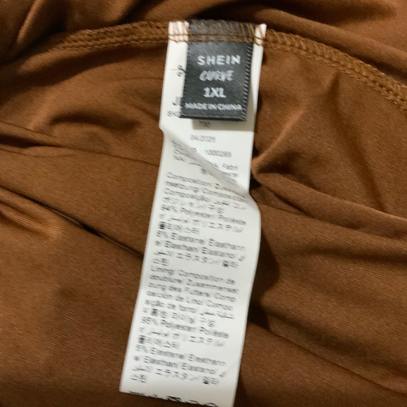 SHEIN curve dress - Picture 5 of 5